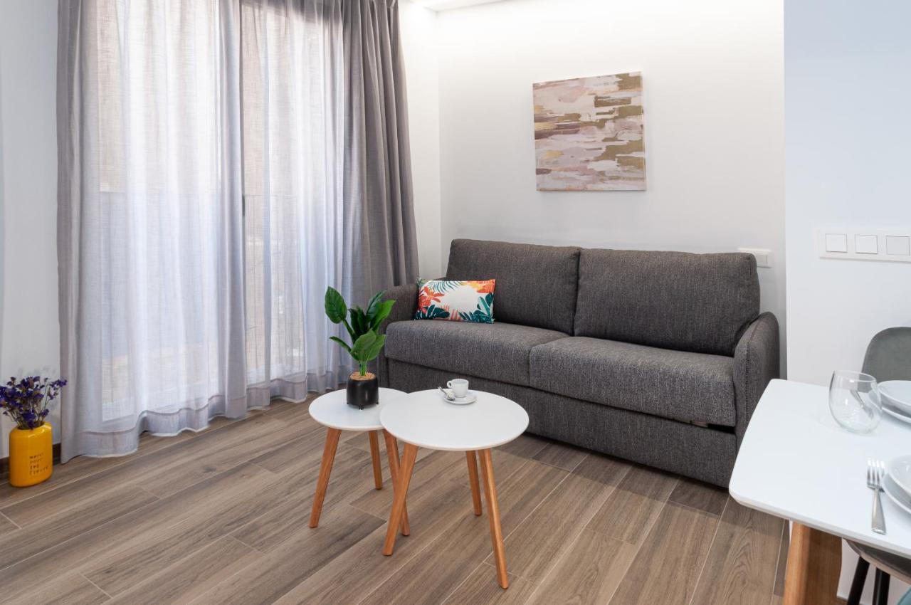 شقة Myflats Luxury Old Town لقنت المظهر الخارجي الصورة
