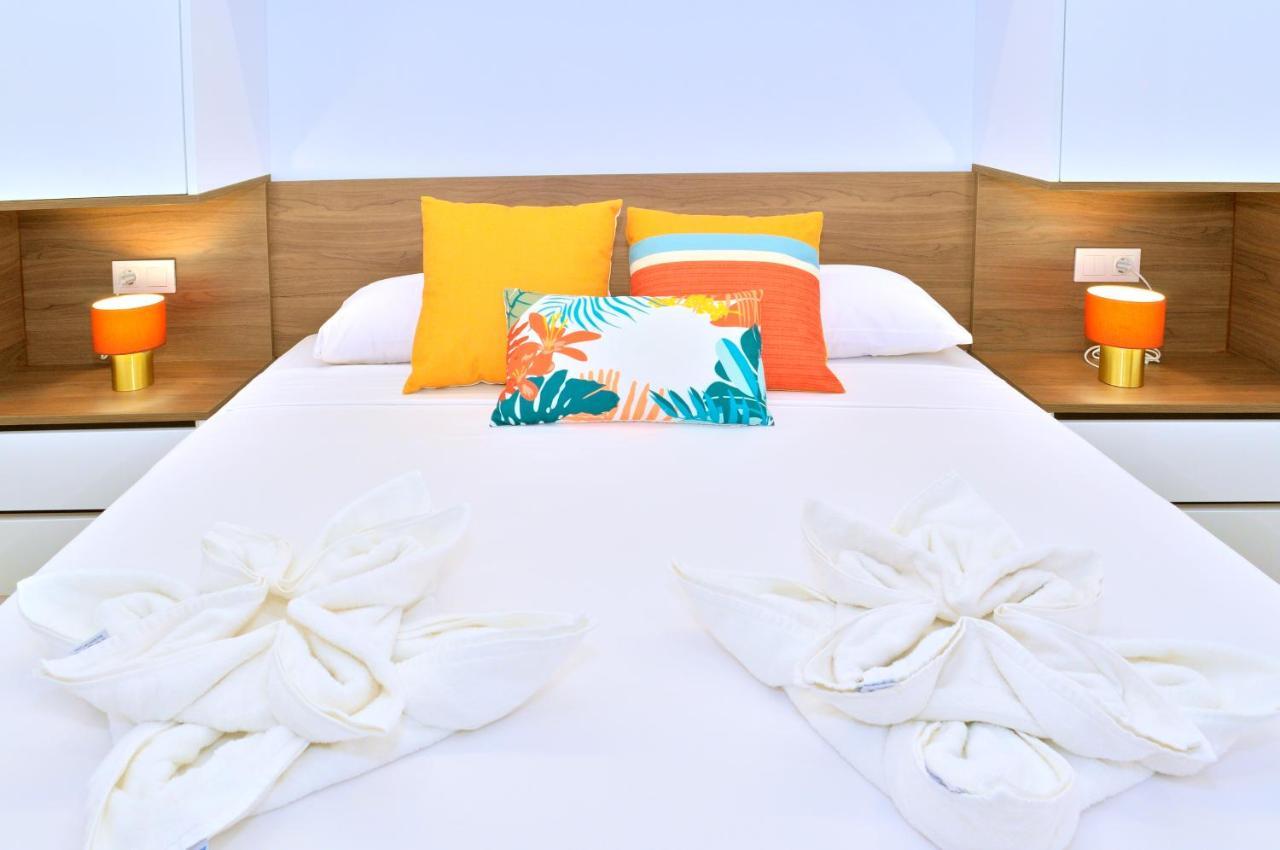 شقة Myflats Luxury Old Town لقنت المظهر الخارجي الصورة