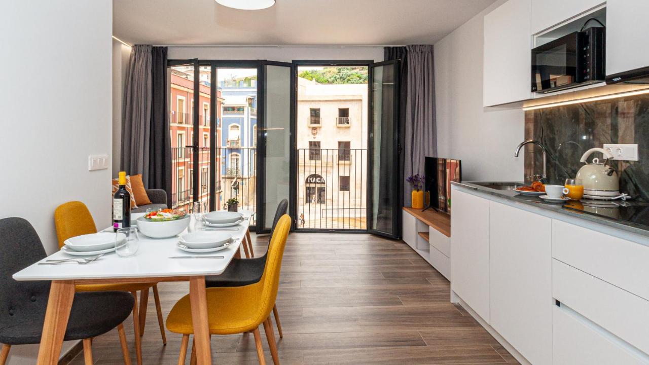 شقة Myflats Luxury Old Town لقنت المظهر الخارجي الصورة