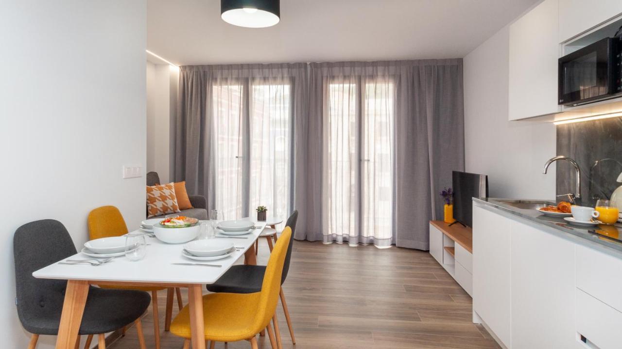 شقة Myflats Luxury Old Town لقنت المظهر الخارجي الصورة