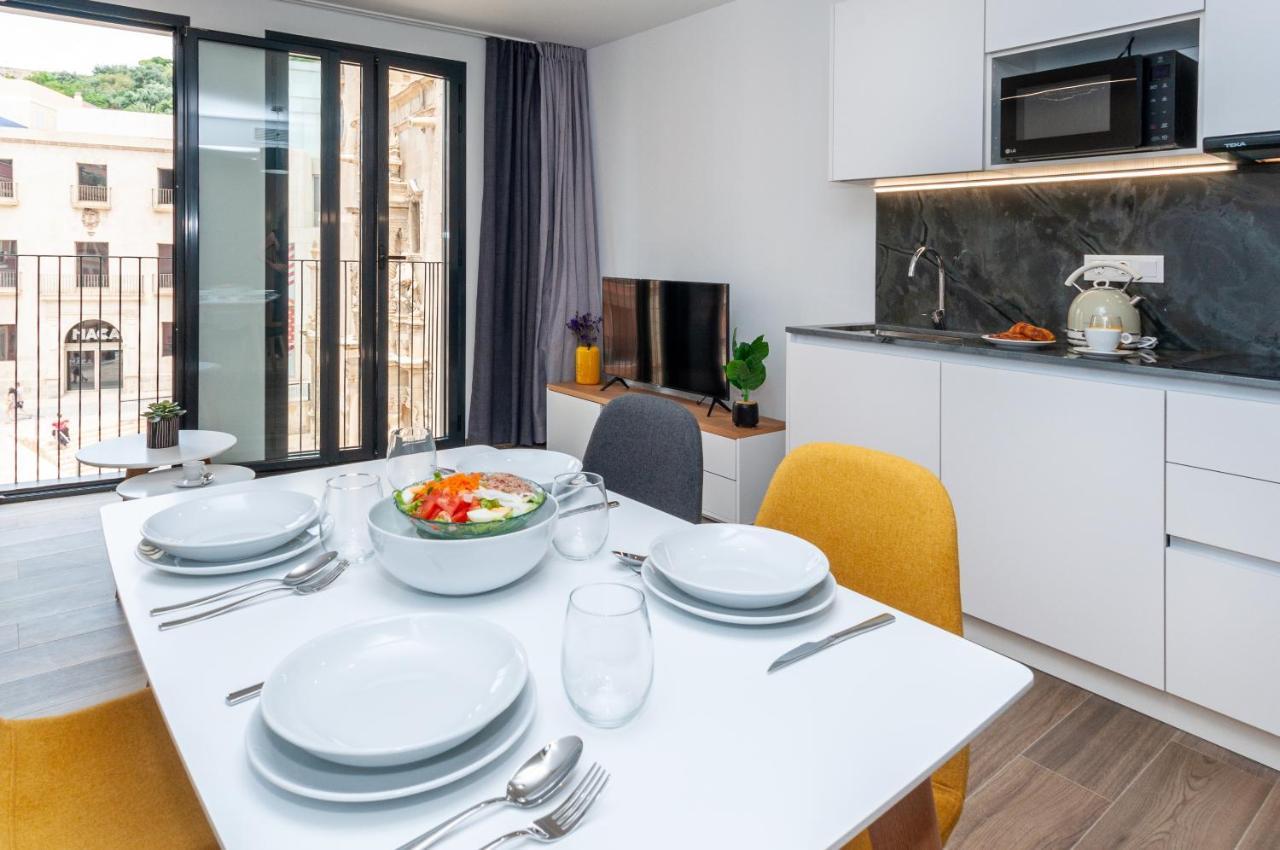 شقة Myflats Luxury Old Town لقنت المظهر الخارجي الصورة