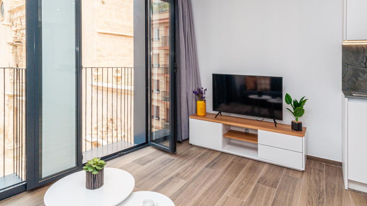 شقة Myflats Luxury Old Town لقنت المظهر الخارجي الصورة