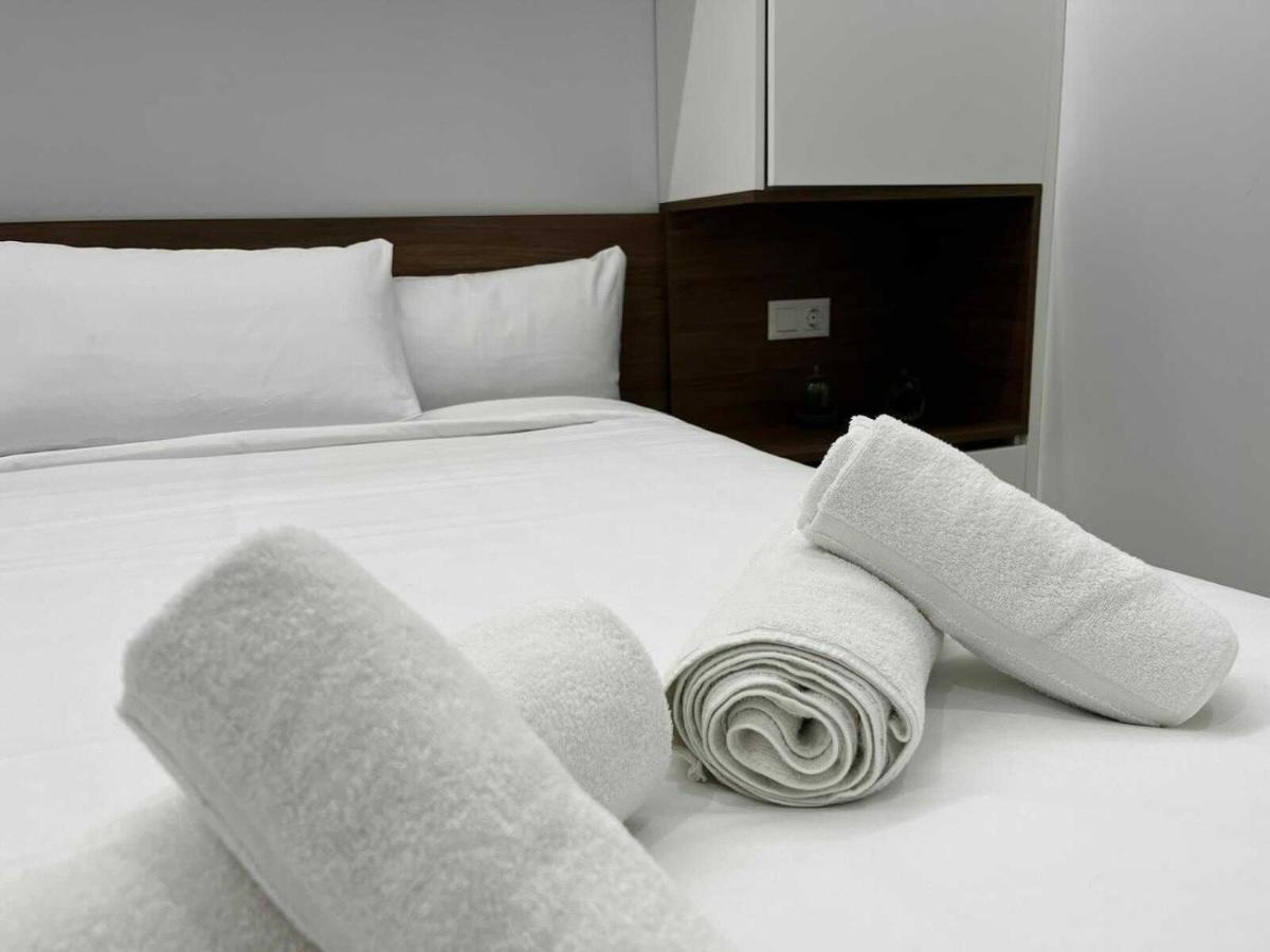 شقة Myflats Luxury Old Town لقنت المظهر الخارجي الصورة